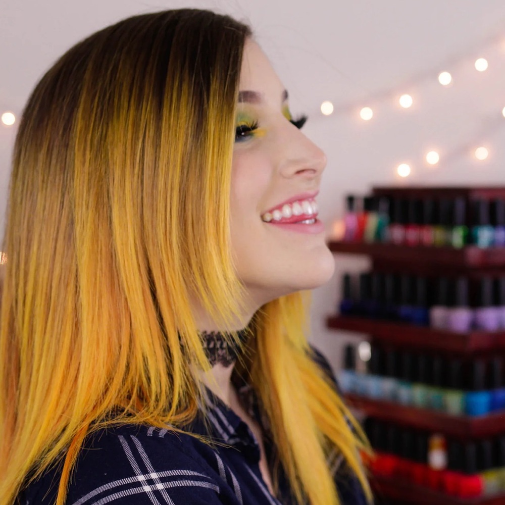 ONE Overtone Extreme Yellow Coloring Conditioner - Picture 5 of 8